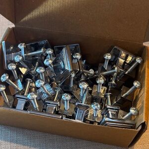 Box of 38 Silver square cabinet knobs